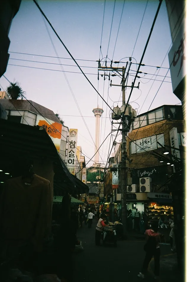 Eximus - 국제시장, 부산탑