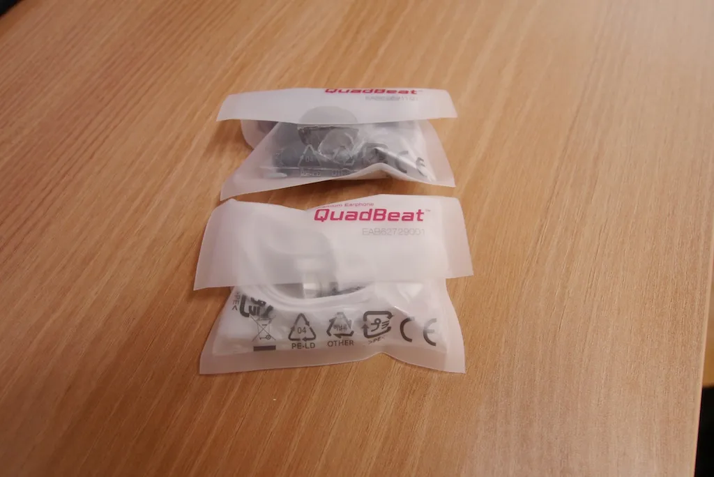 쿼드비트 (QuadBeat) 이어폰
