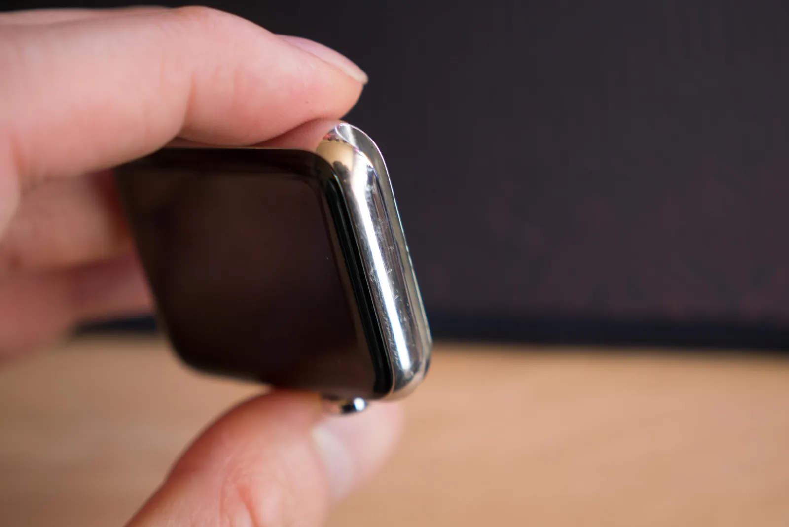 세월의 흔적이 생긴 애플워치를 폴리싱 해보자. 효과가 있을까?