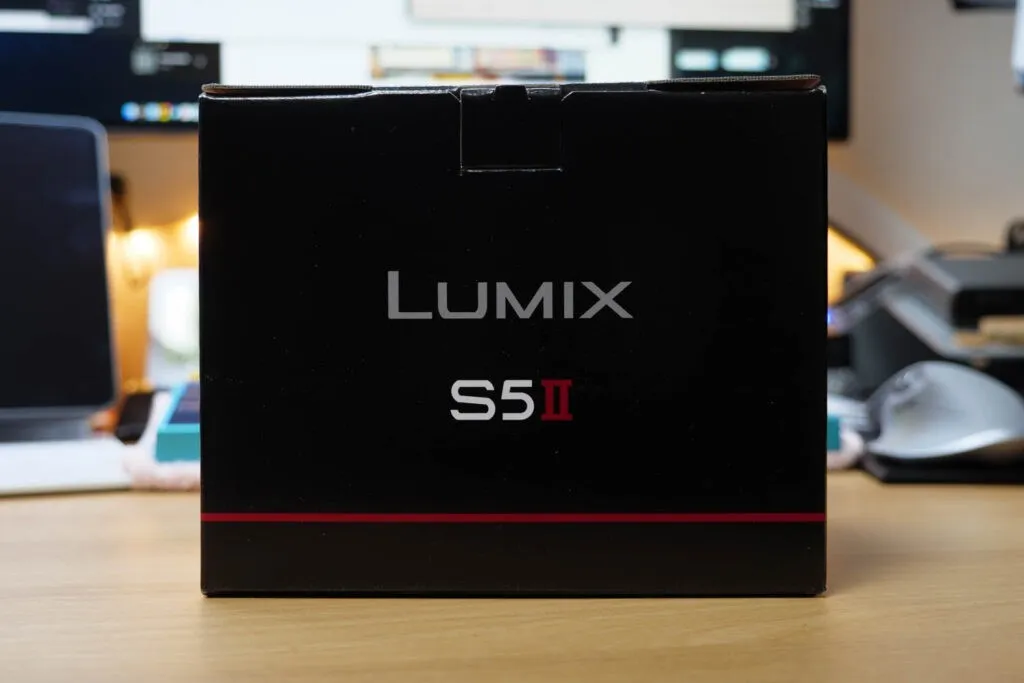 파나소닉 S5M2 & 24-70mm F2.8 : 풀프레임 카메라 입문