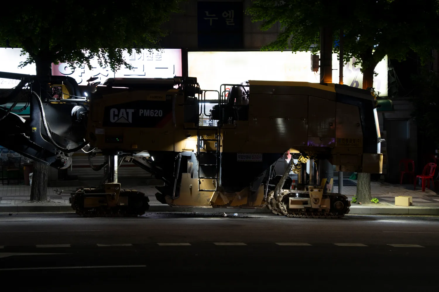 저녁 산책 5월 3일과 10일의 거리